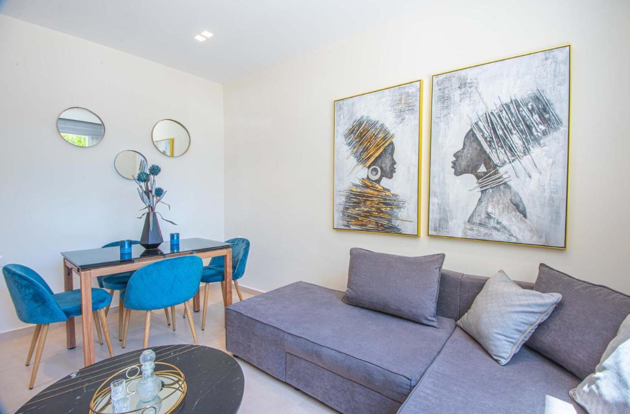 Luxury Apartment Marine View อายิโอสนิโกลาโอส ภายนอก รูปภาพ