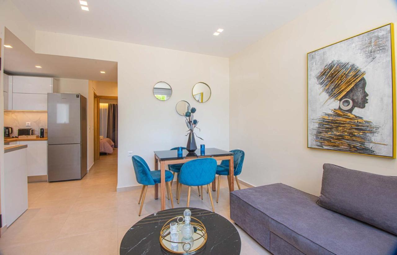 Luxury Apartment Marine View อายิโอสนิโกลาโอส ภายนอก รูปภาพ