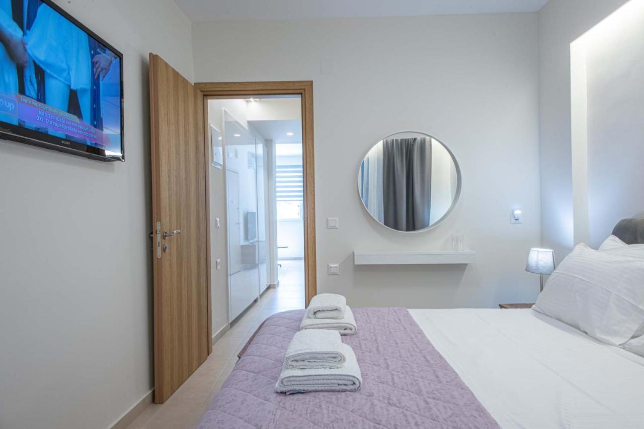 Luxury Apartment Marine View อายิโอสนิโกลาโอส ภายนอก รูปภาพ