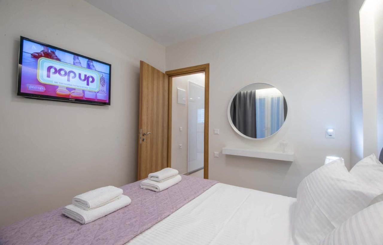 Luxury Apartment Marine View อายิโอสนิโกลาโอส ภายนอก รูปภาพ