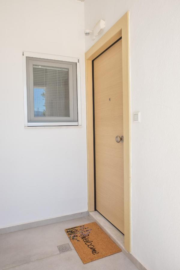 Luxury Apartment Marine View อายิโอสนิโกลาโอส ภายนอก รูปภาพ