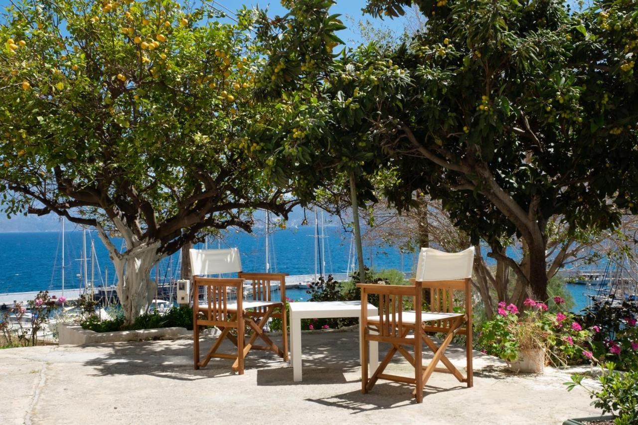 Luxury Apartment Marine View อายิโอสนิโกลาโอส ภายนอก รูปภาพ